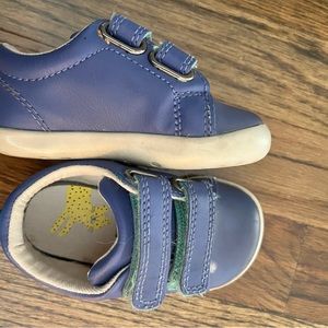 Ten Little navy blue early walker shoes - size 4.5, wide toe box